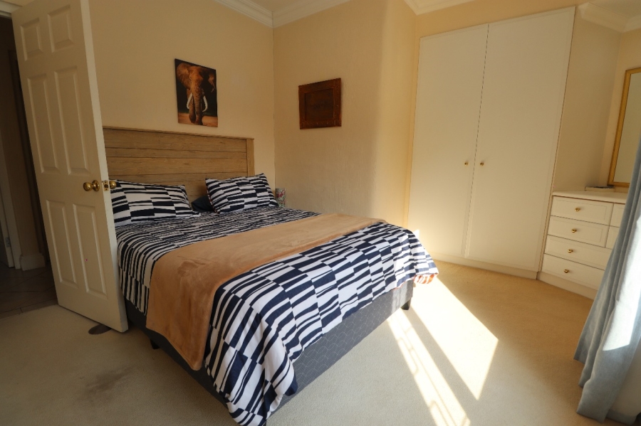 4 Bedroom Property for Sale in Summerstrand Eastern Cape